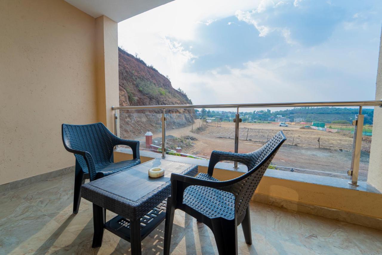 Vrindavan Resort Mahābaleshwar Exteriör bild