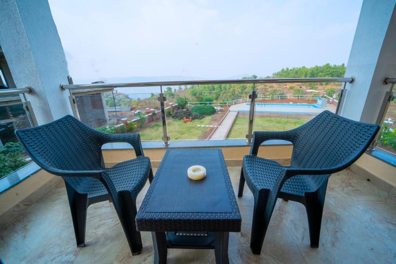 Vrindavan Resort Mahābaleshwar Exteriör bild