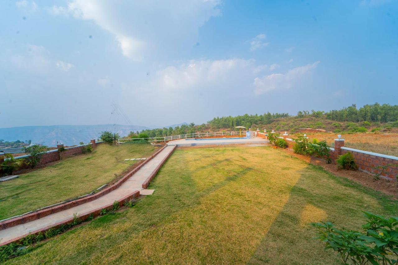 Vrindavan Resort Mahābaleshwar Exteriör bild